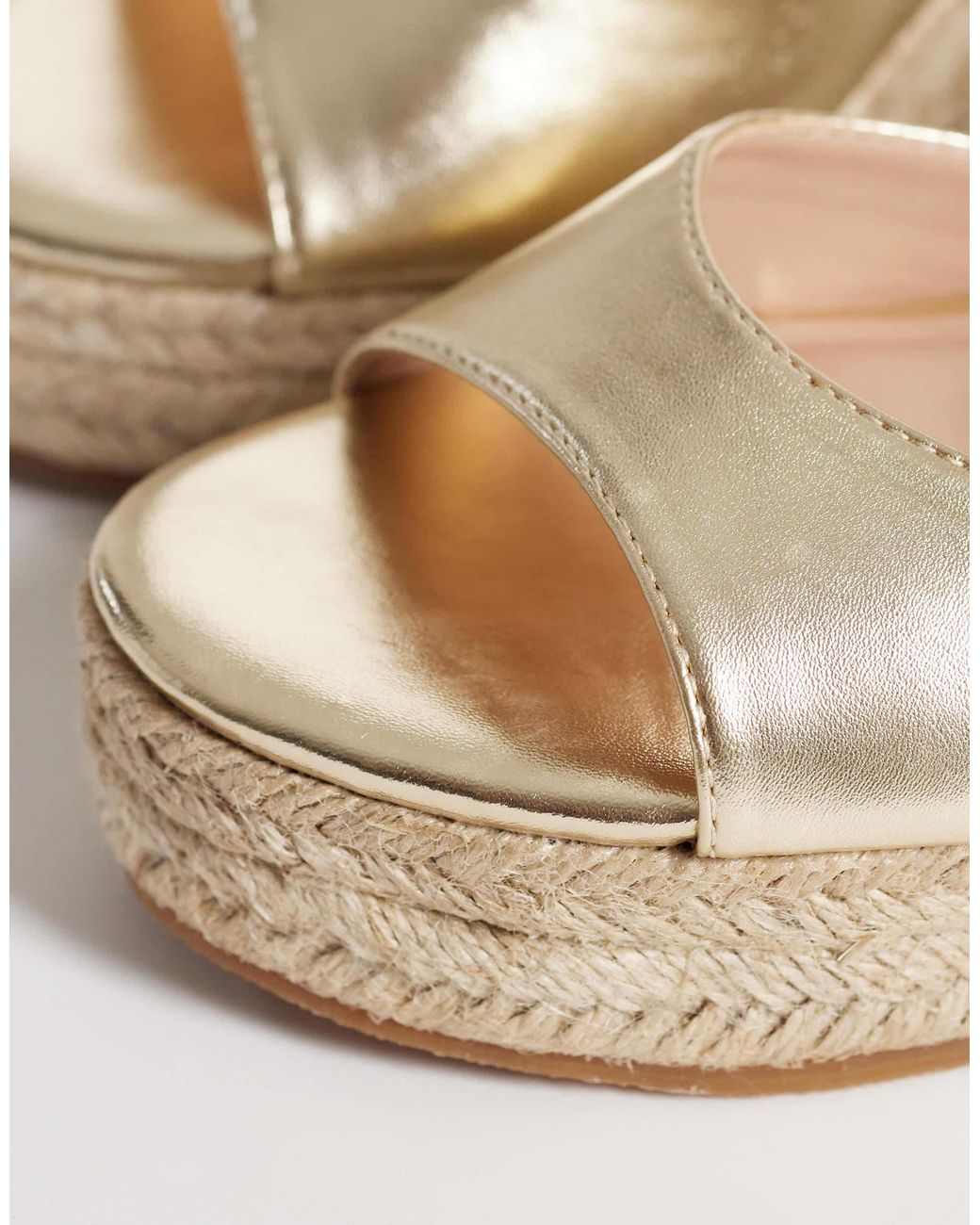 Espadrilles compensées SEQWL en coloris Natural