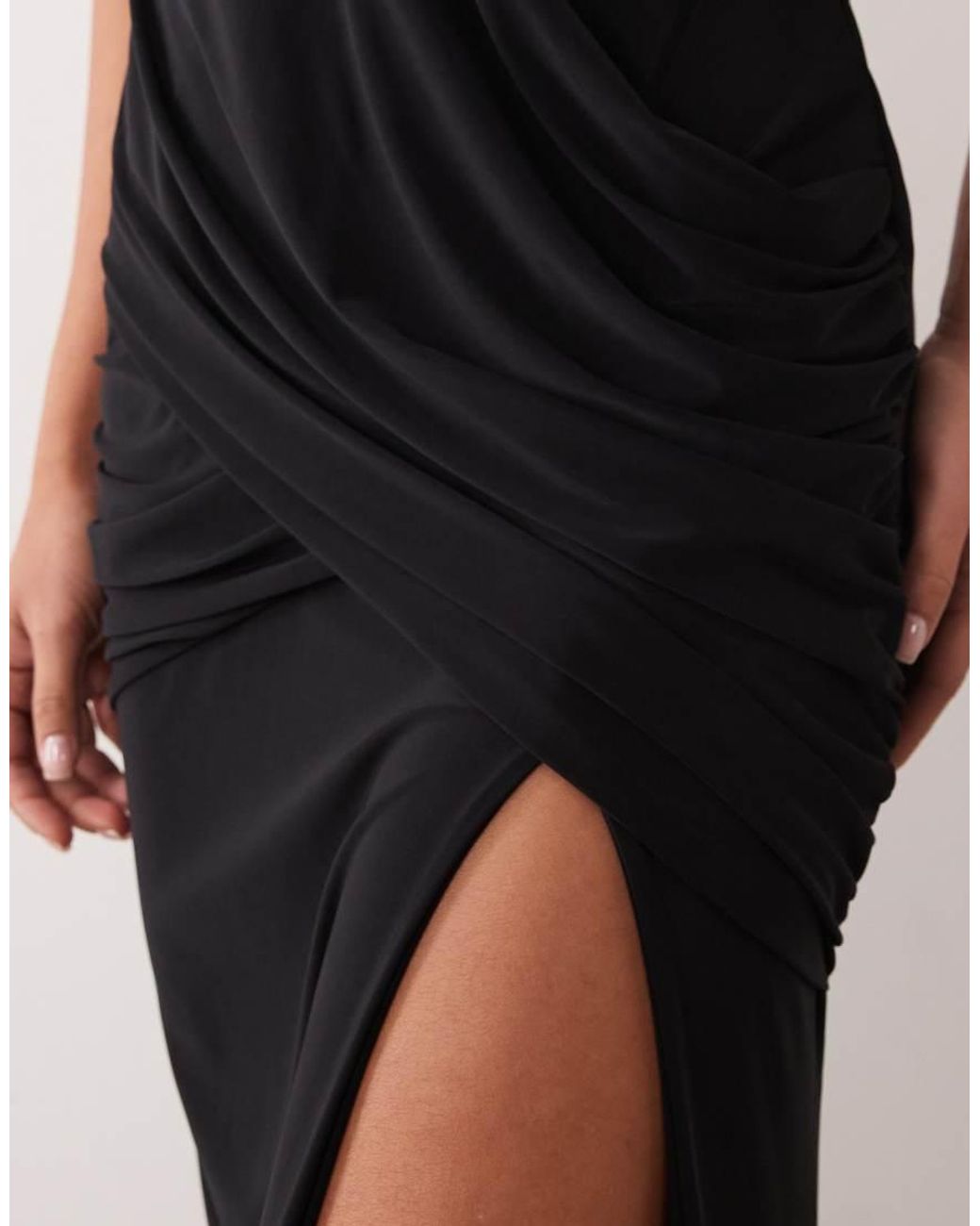 Missy Empire Black Slinky Halter Plunge Neck Maxi Dress With Side Split