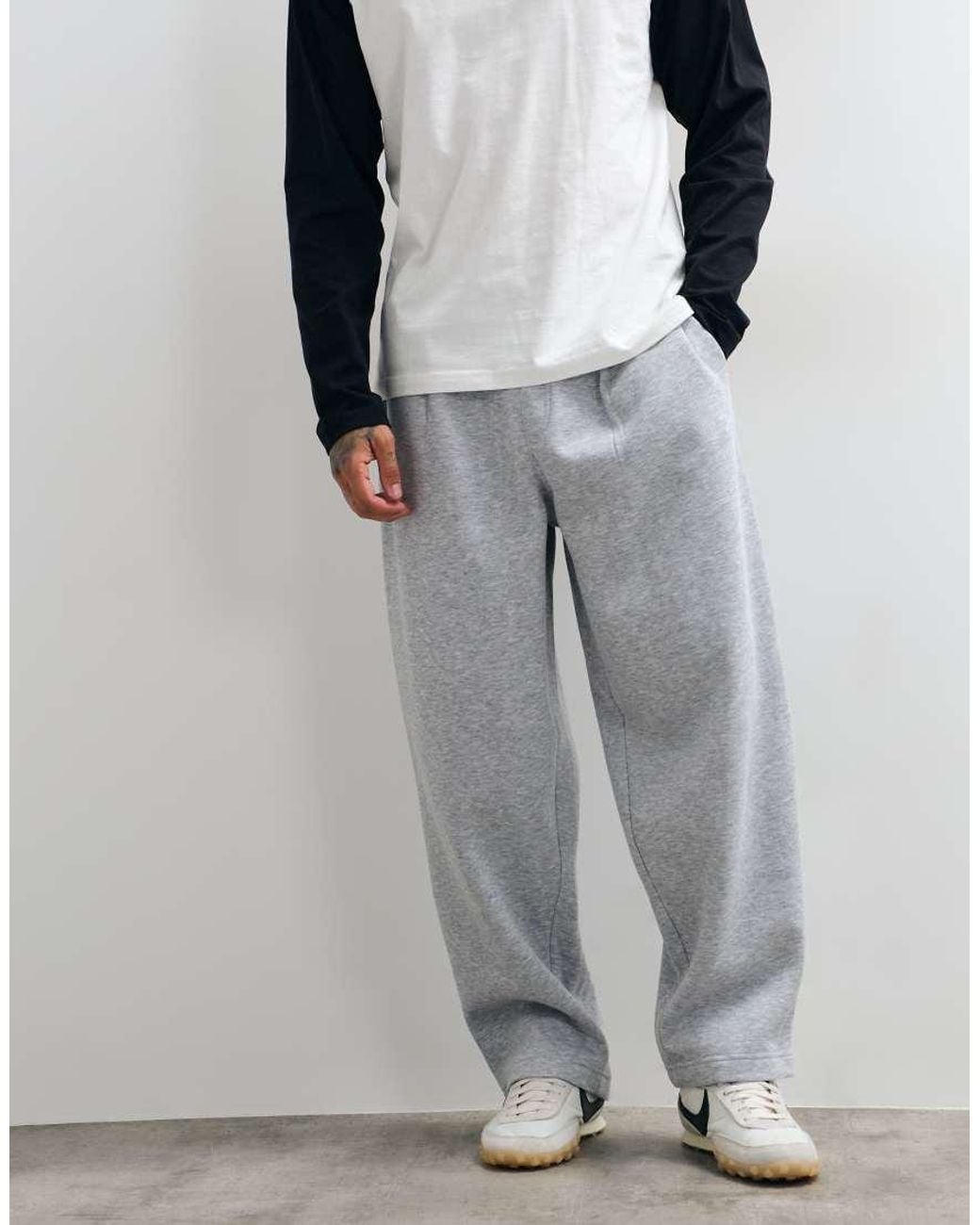 Jack & Jones Gray Balloon Style jogger for men