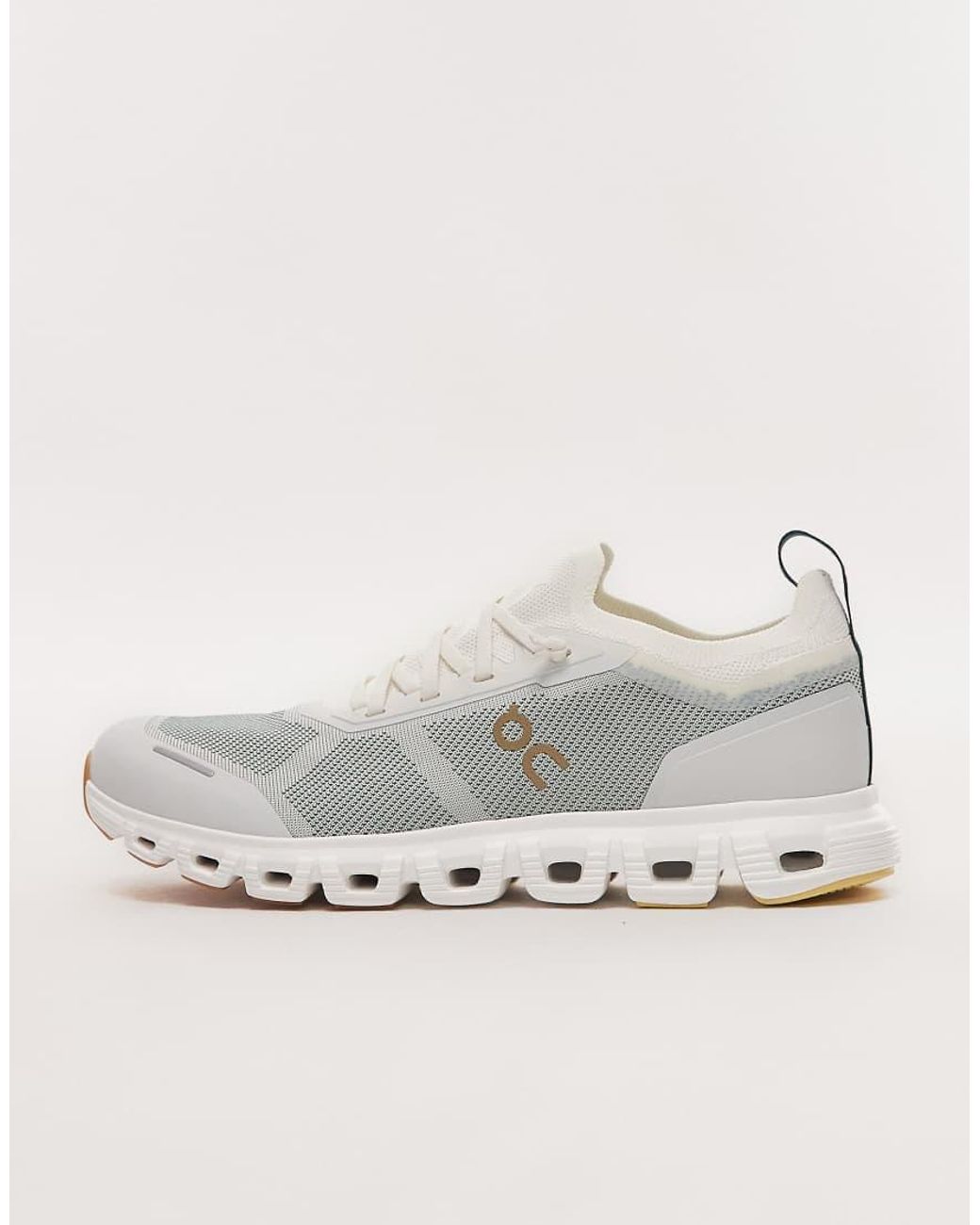 On Shoes Gray Cloud 6 Versa All Day Trainers for men
