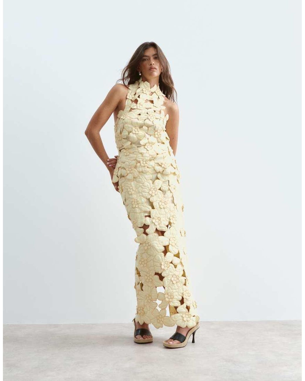 ARRANGE Natural Floral Embroidered Linen Cutwork Halterneck Top Co-ord