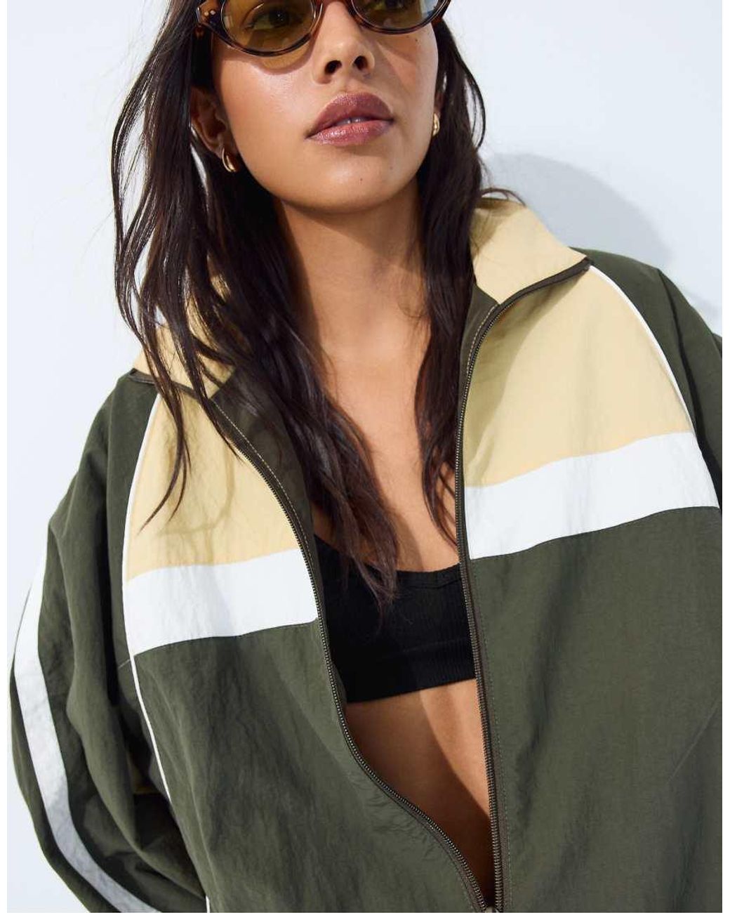 Stradivarius Green Regular-Fit Colourblock Windbreaker