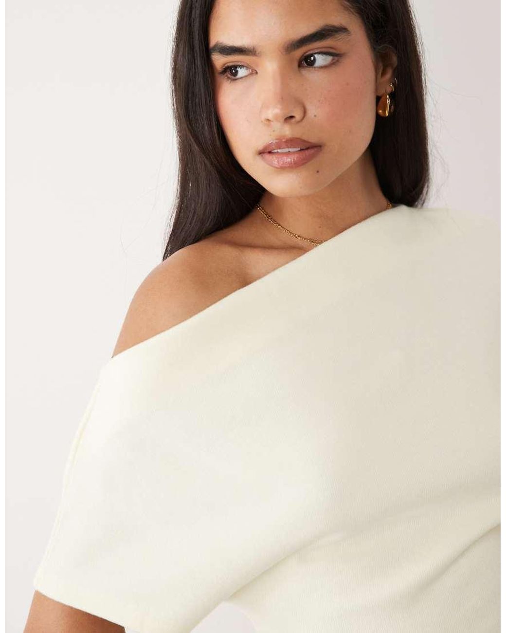 Gina Tricot Natural Soft Asymmetric Top