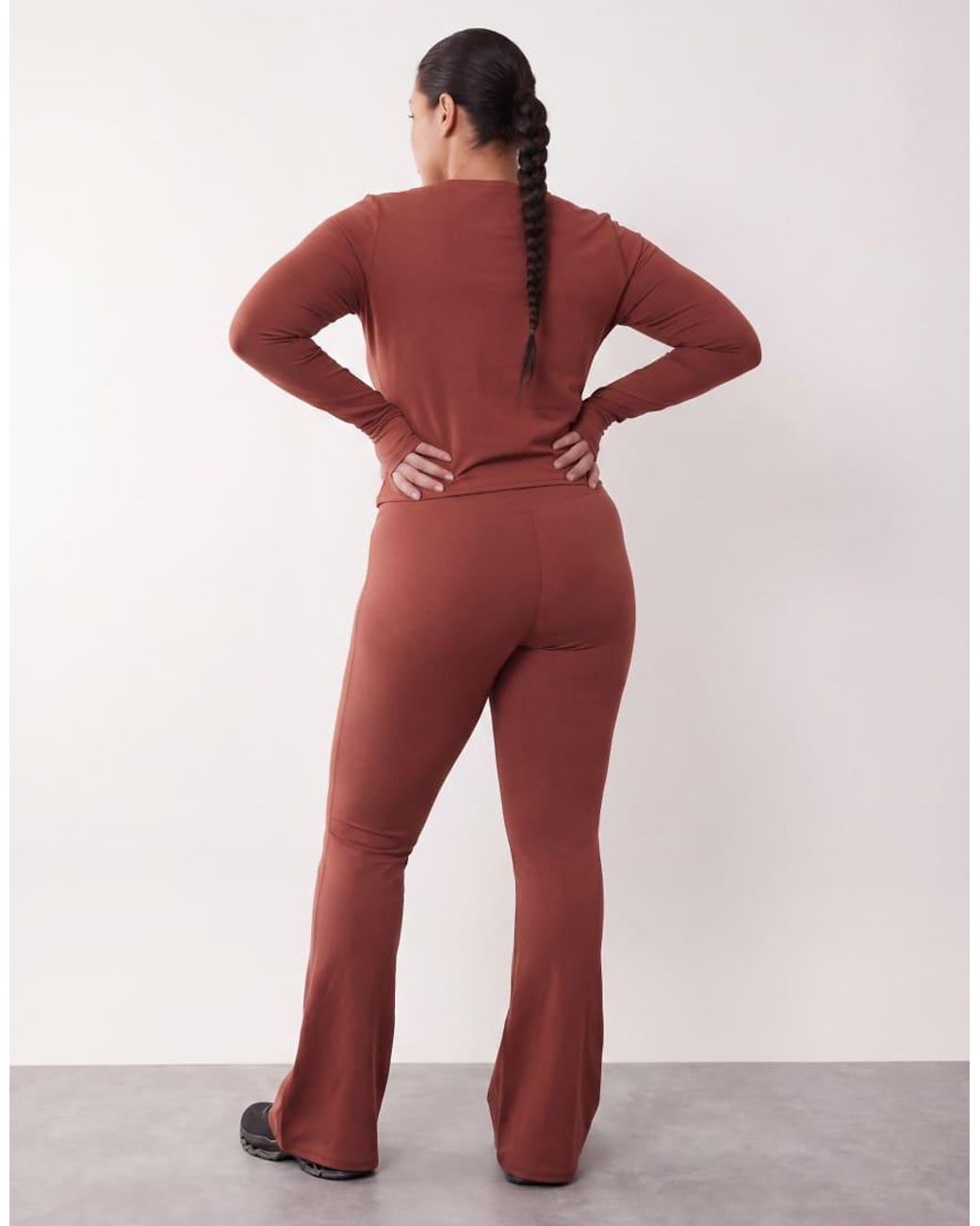4505 Red Curve Icon High Waist Slim Kick Yoga leggings