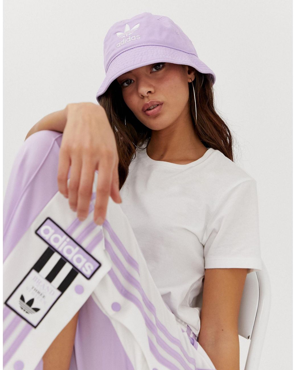 Cappello da pescatore lilla di adidas Originals in Viola | Lyst