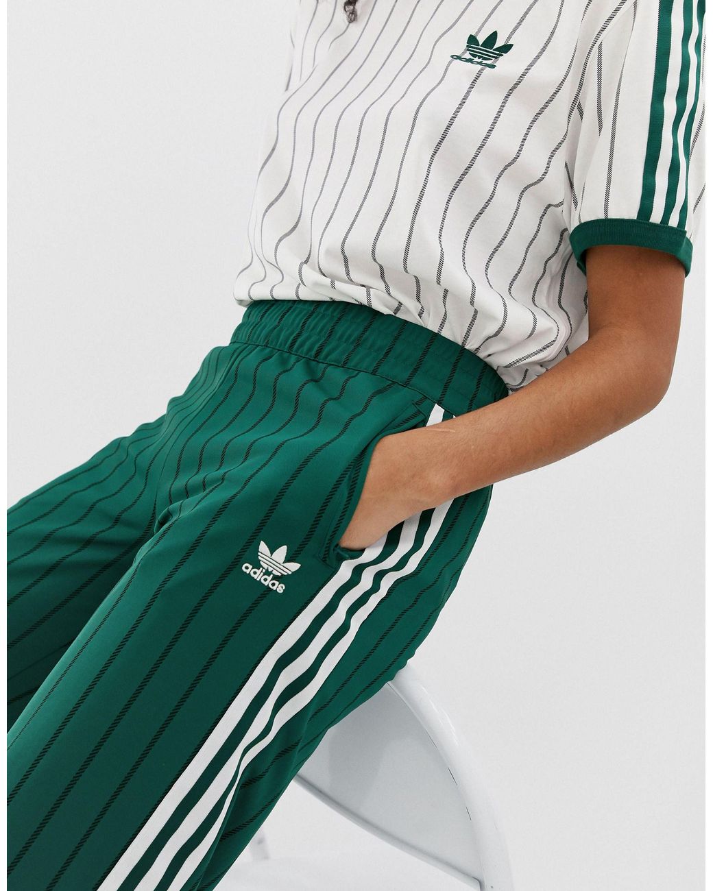 vermomming Vuilnisbak staking adidas Originals Track Pants in Green | Lyst