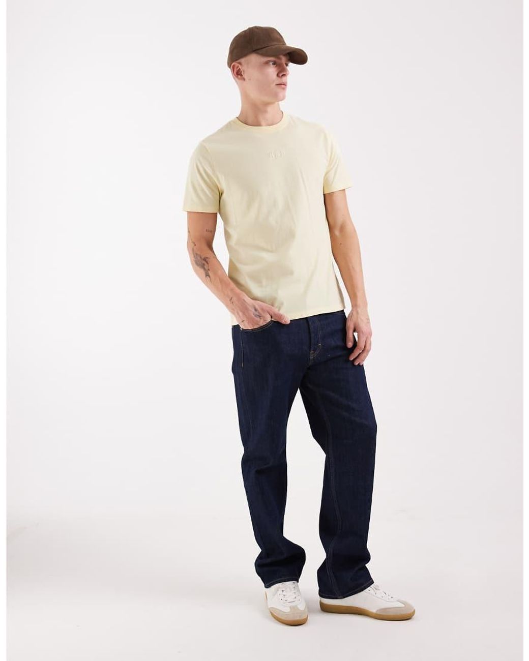Gap Natural Mini Logo Fitted T-Shirt for men