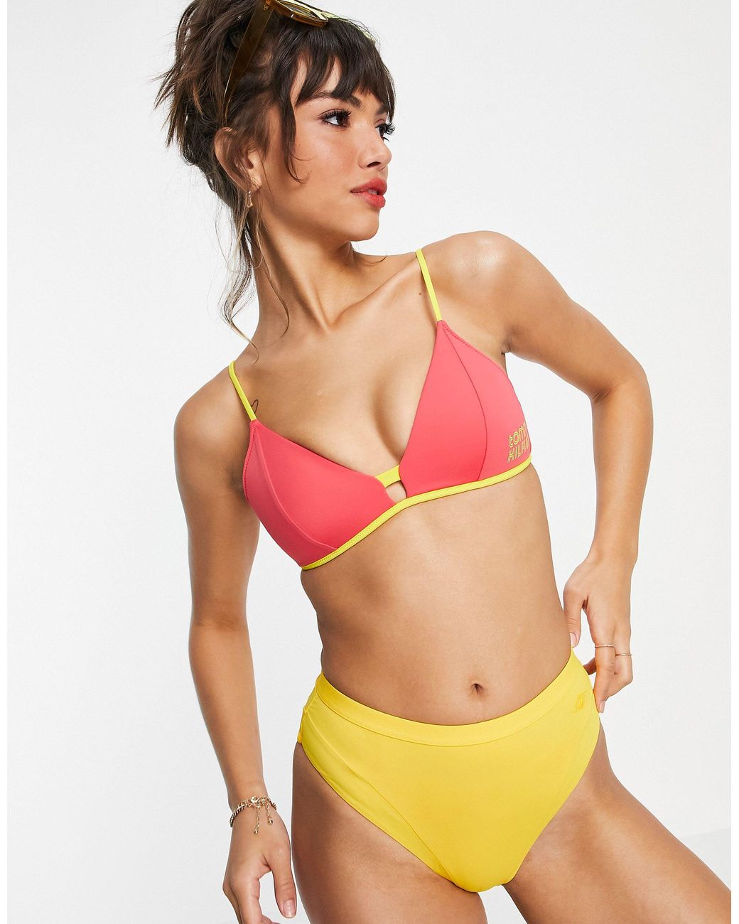 Zendaya - slip bikini brasiliana a vita alta, colore di Tommy Hilfiger in  Giallo | Lyst
