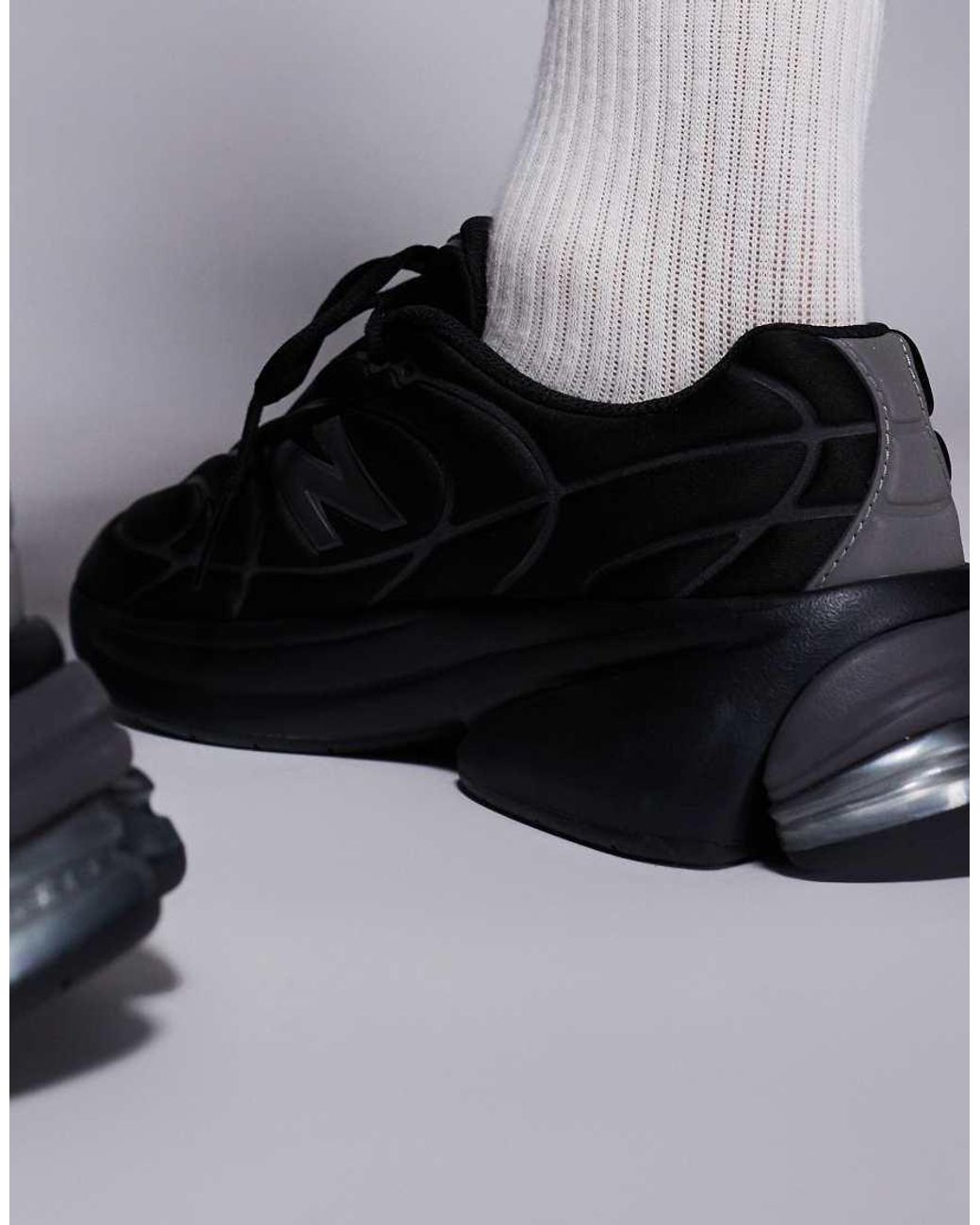 New Balance Black 5030 Trainers for men
