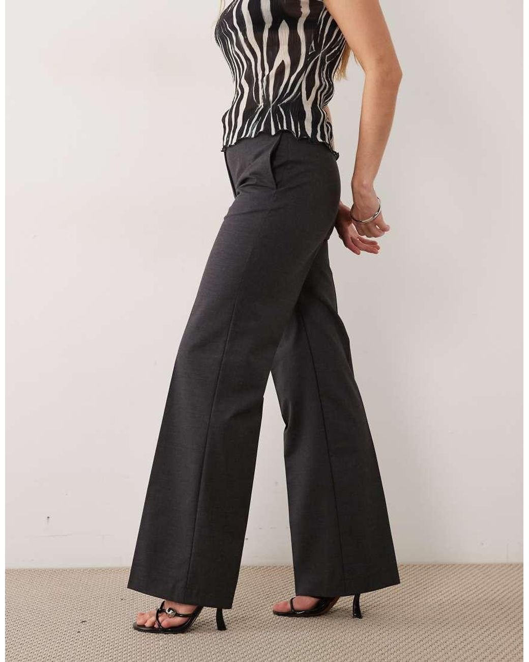 Mango Broek in het Gray