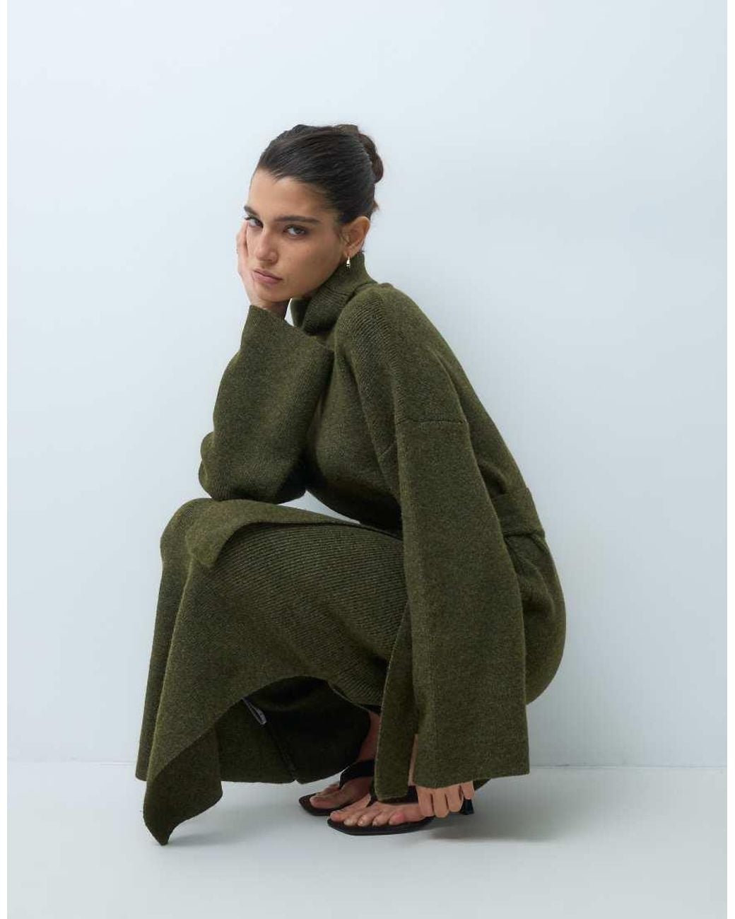 Pretty Lavish Green Knitted High Neck Belted Midi Dress