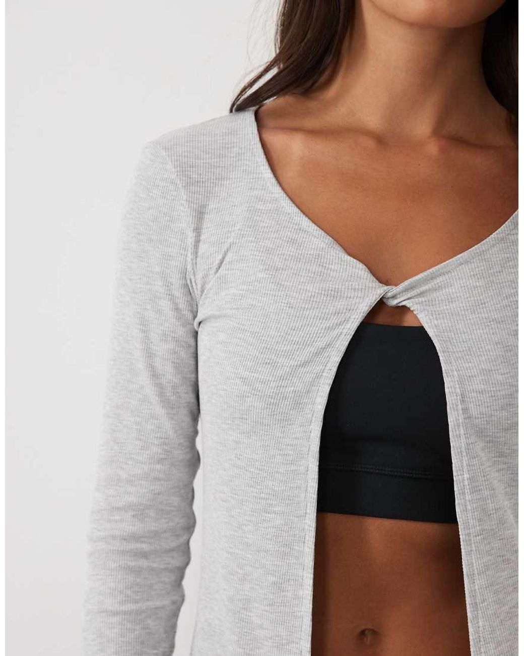 4505 White Ribbed Long Sleeve Twist Front Studio Layering Top