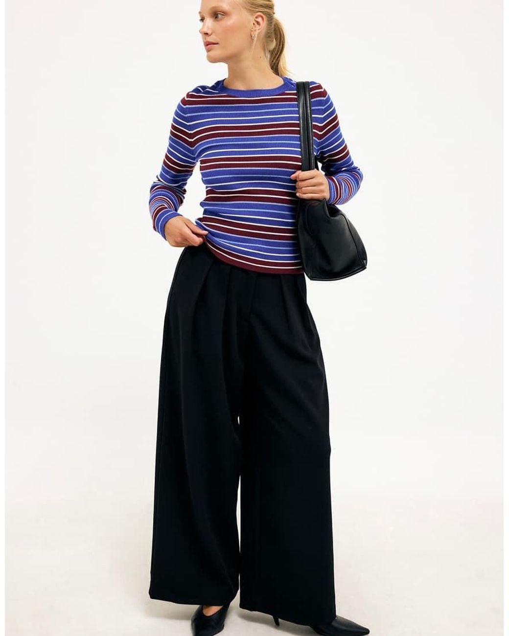 NA-KD Blue Ribbed Knitted Round Neck Top