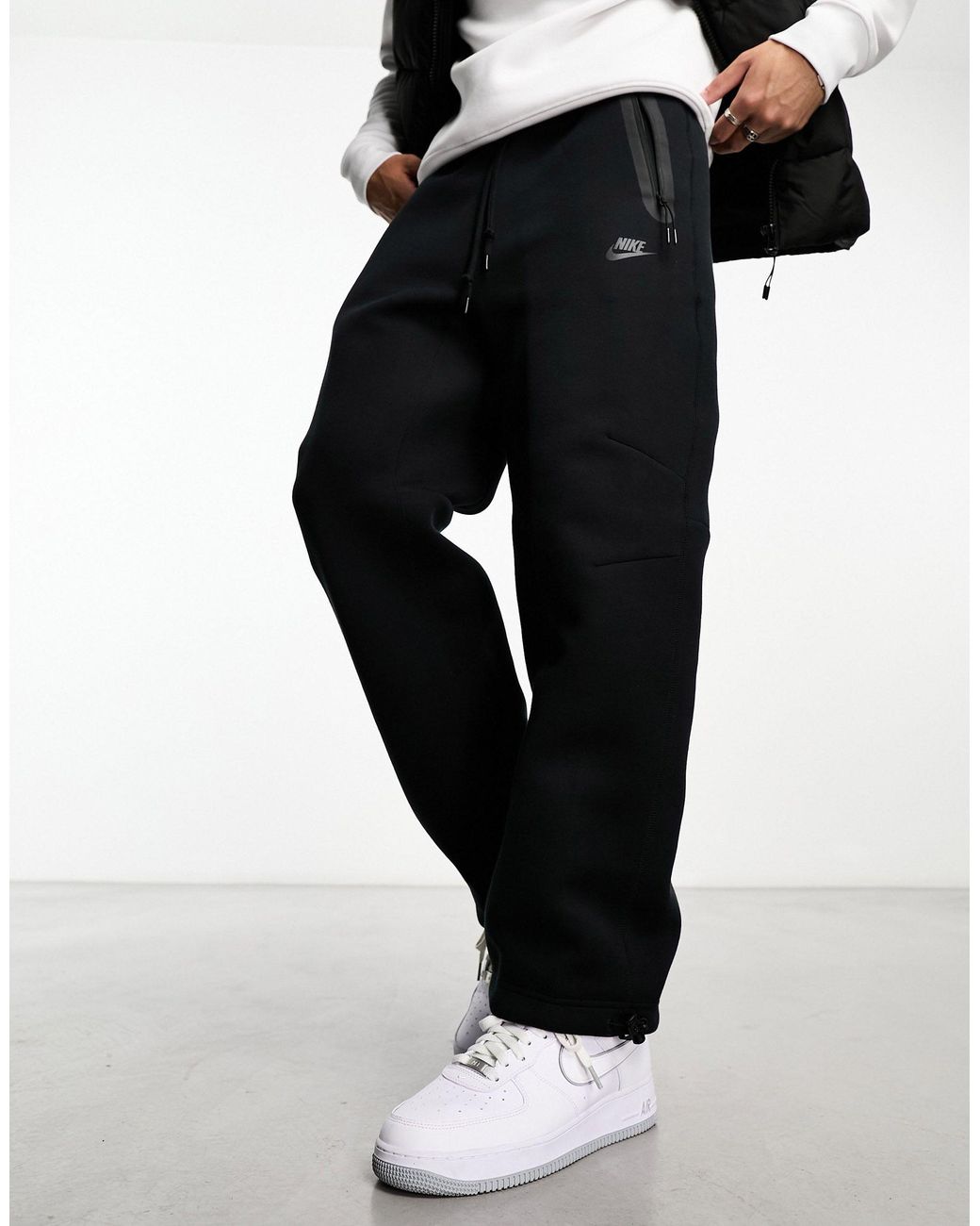 nike mens tech joggers
