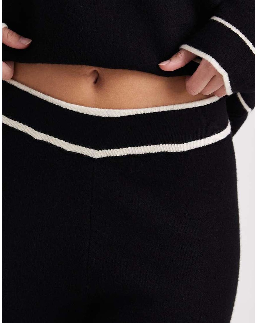Vero Moda Blue Knitted Trouser Co-ord With Cream Contrast Piping