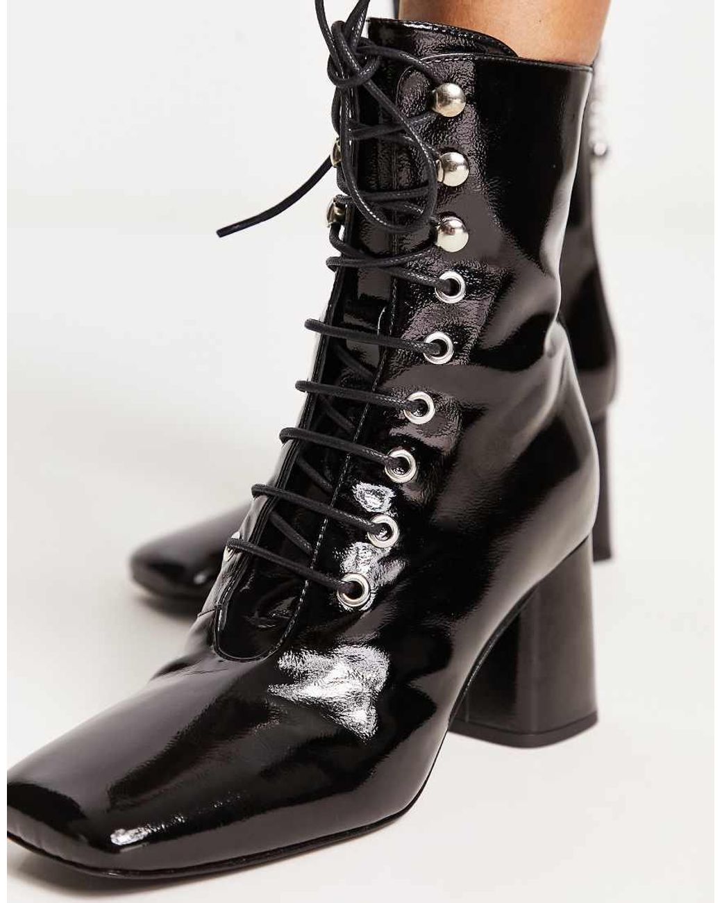 Black back lace up boots 2025