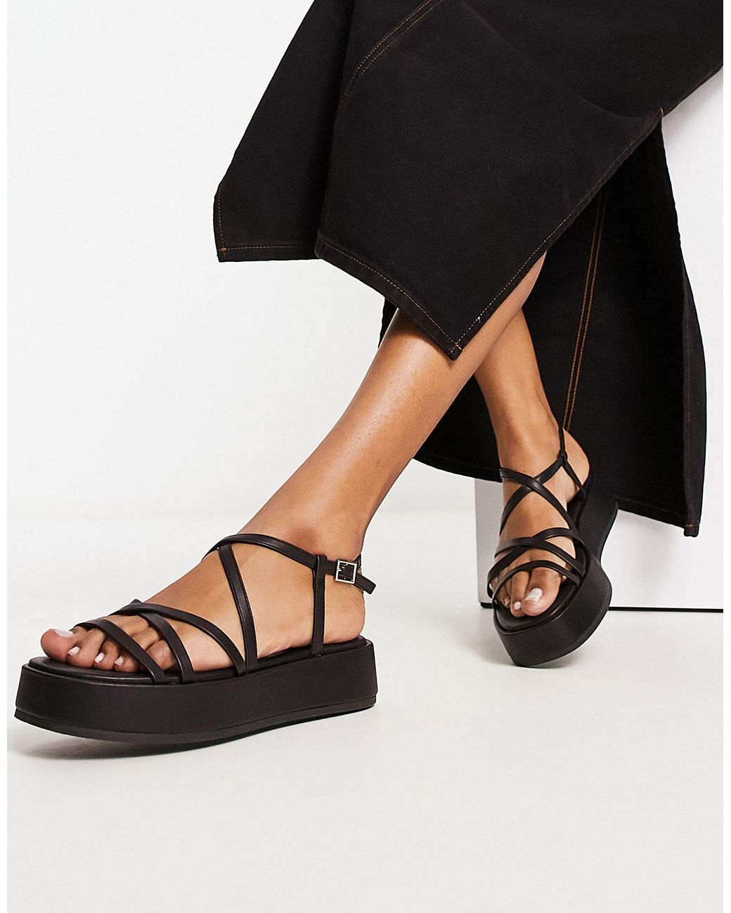 Sandales à semelle plateforme et brides - noir New Look en coloris Noir |  Lyst
