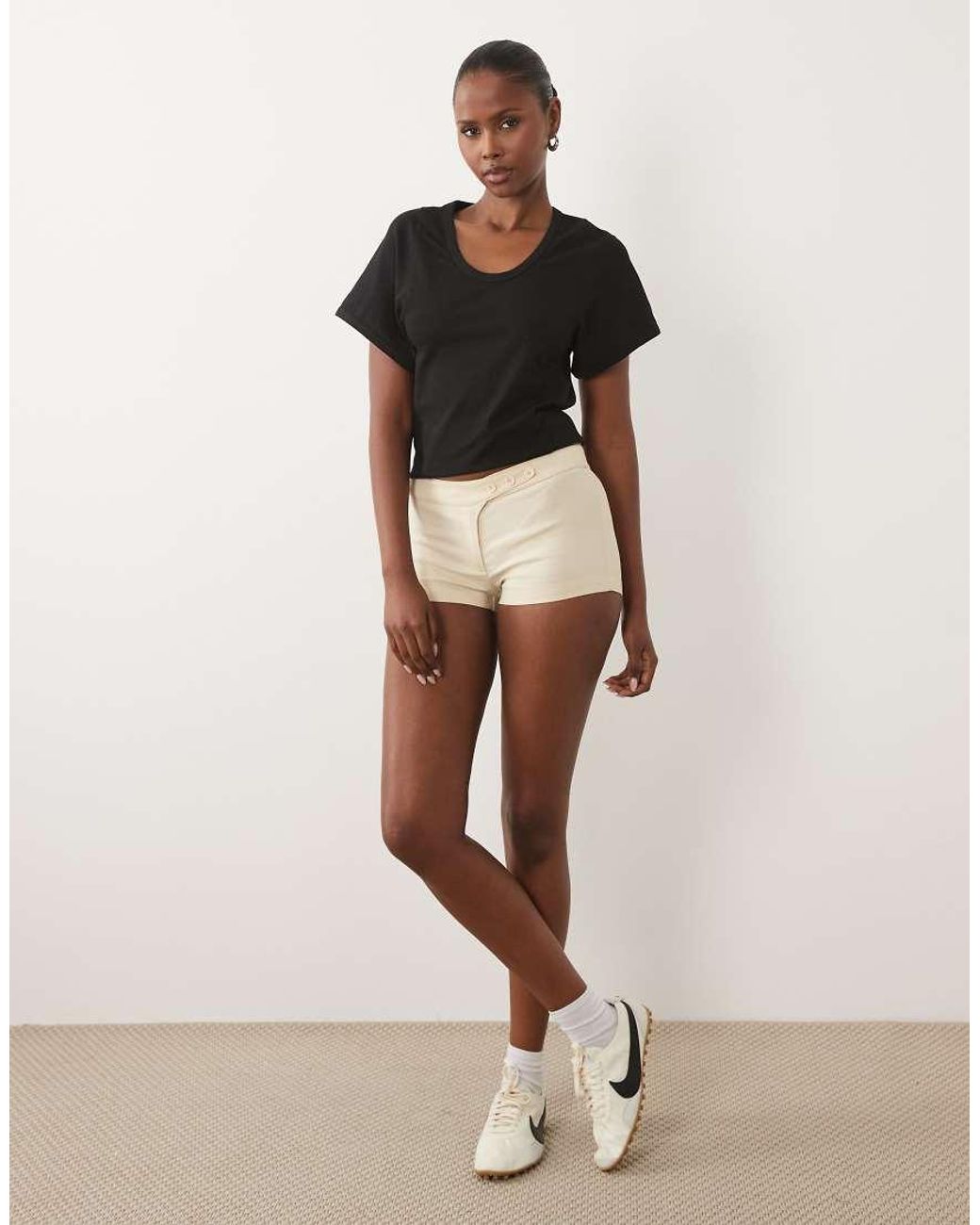 Motel Natural Wesara Mini Shorts