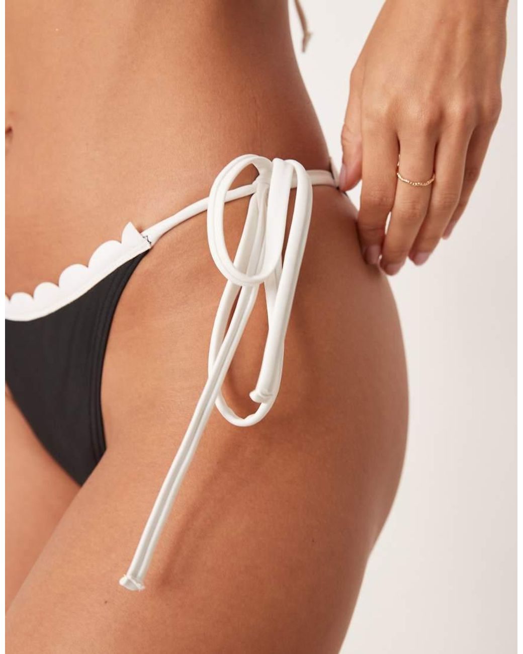Peek & Beau Black Tieside Bikini Bottom With Contrast Scallop Edge