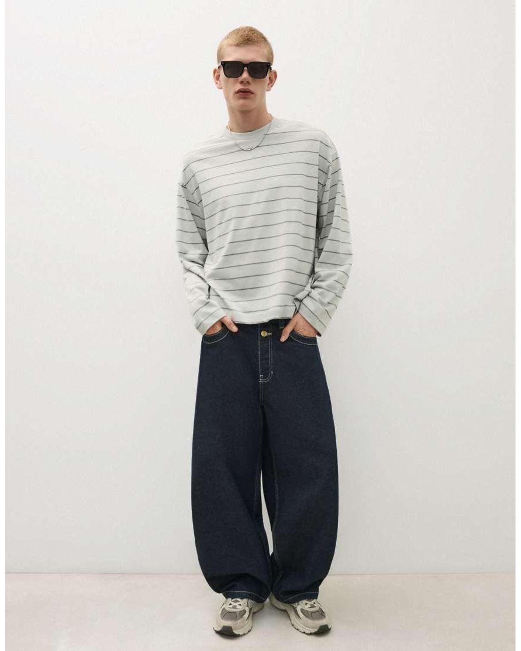 Bershka Blue Barrel Fit Jeans for men