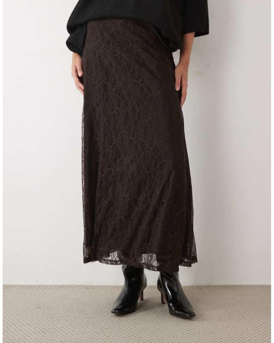 New Look Black Lace Midi Skirt With Hanky Hem