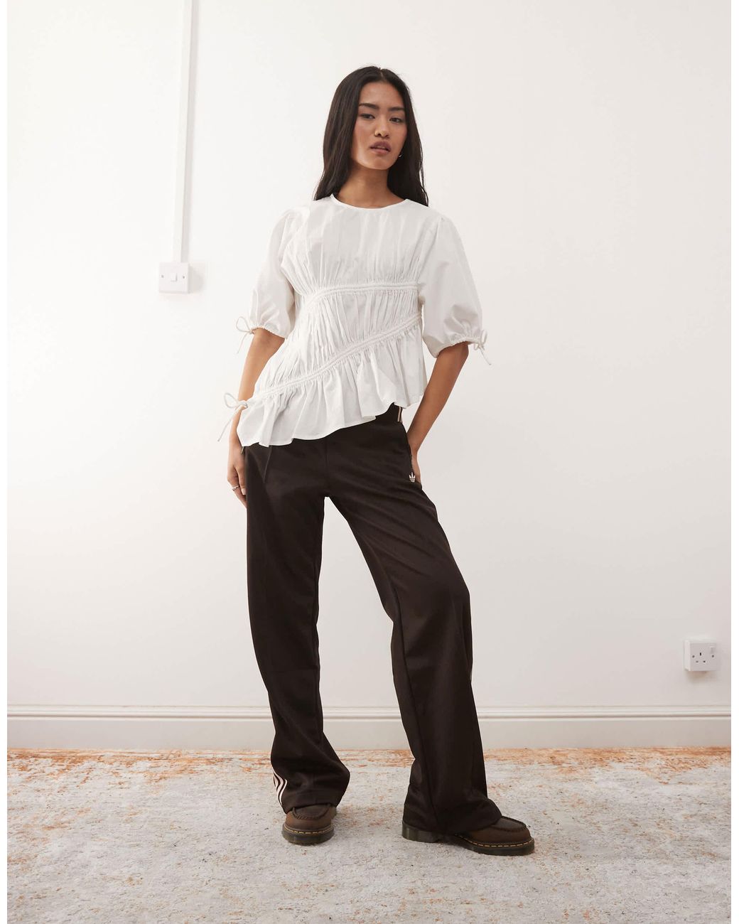 Blouse avec liens Collusion en coloris White