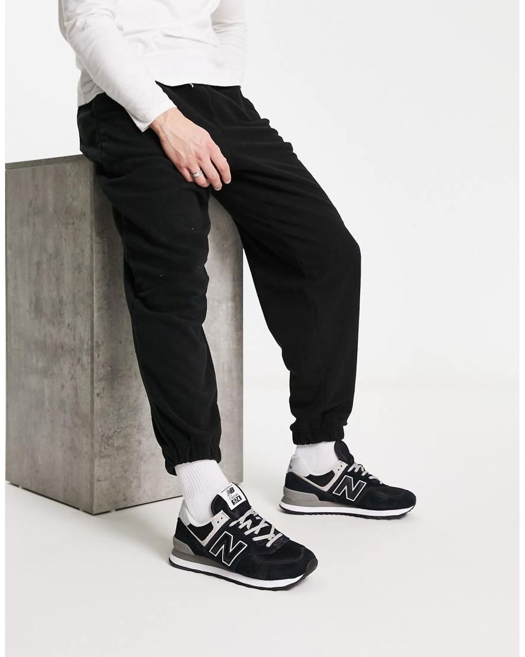 New Balance Black 574 Trainers