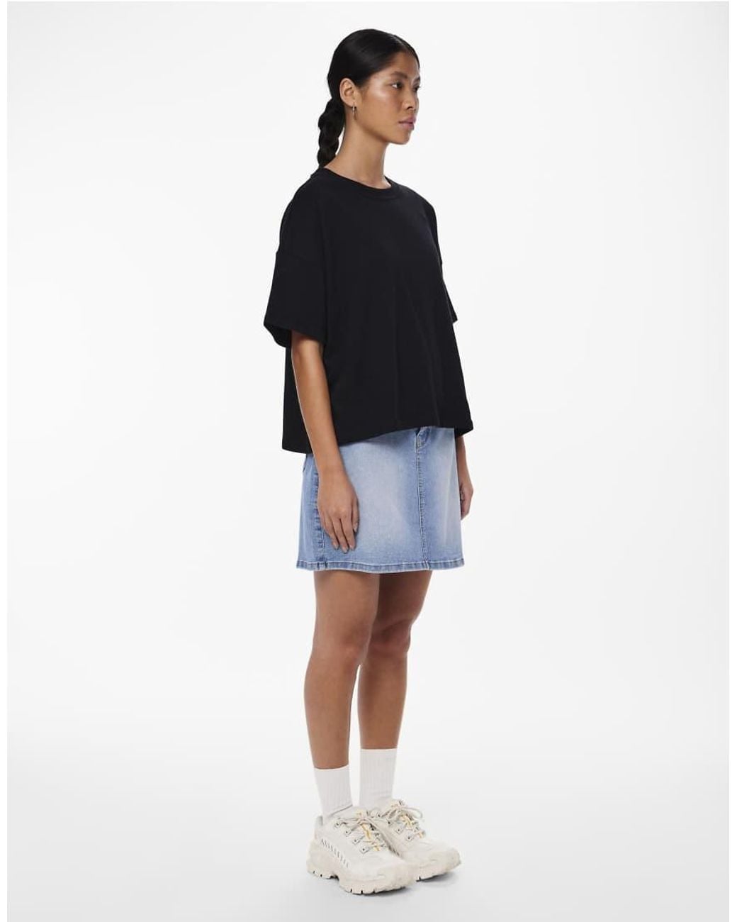 Pieces Black Short Sleeved Top