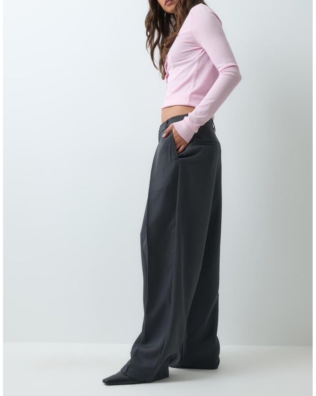 BRONZE SNAKE Gray Low Rise Baggy Pleated Trousers