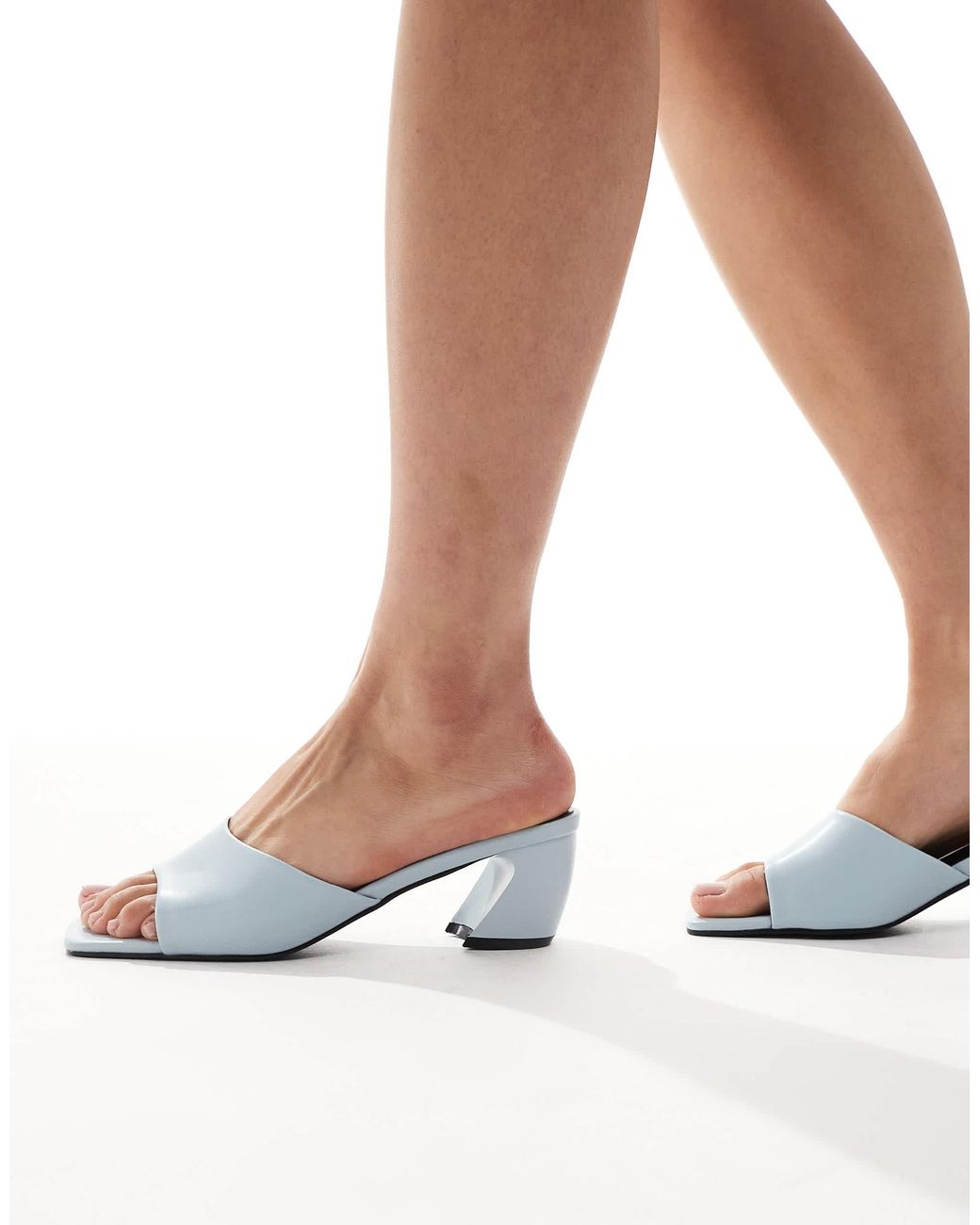 Raid White Saanvi Block Heeled Mules