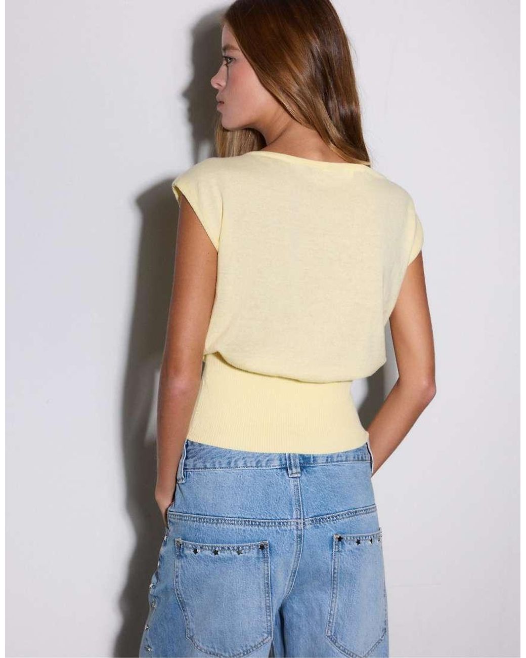 Top di Stradivarius in Blue