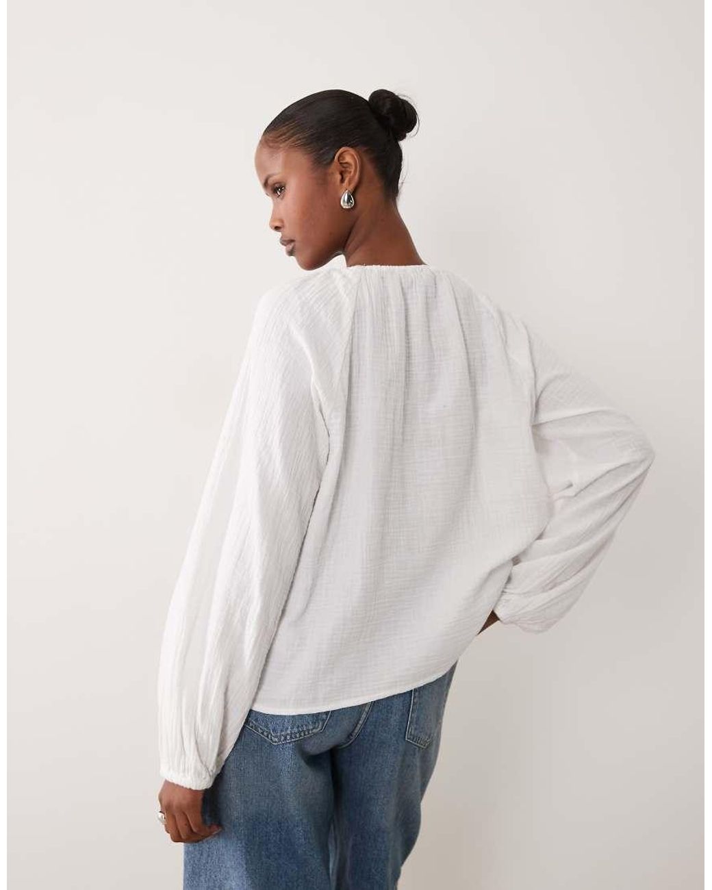 Nobody's Child White Lumen Cotton Cheesecloth Scoop Neck Balloon Sleeve Bow Detail Top