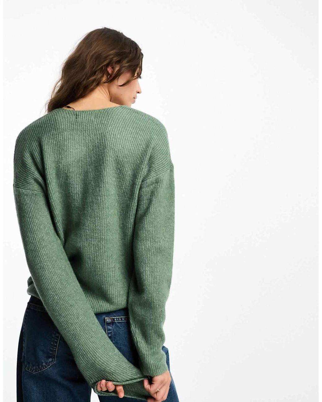 Pull souple à col en v - clair ONLY en coloris Green