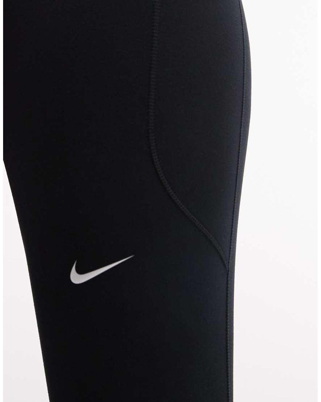 One Dri-Fit Nike de color White
