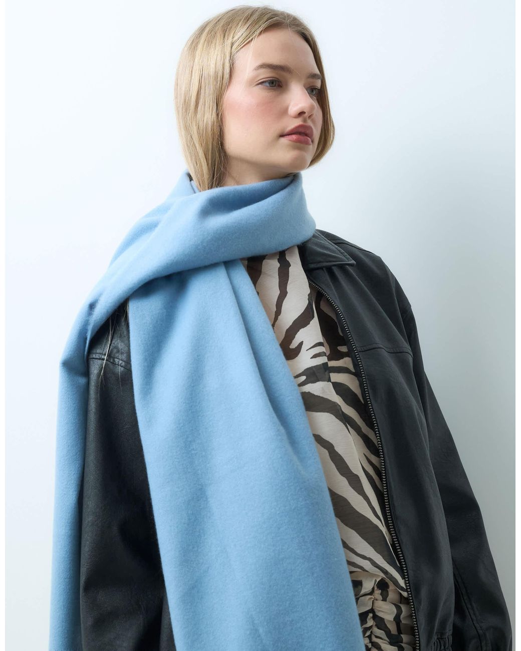 Mango Blue Strickschal