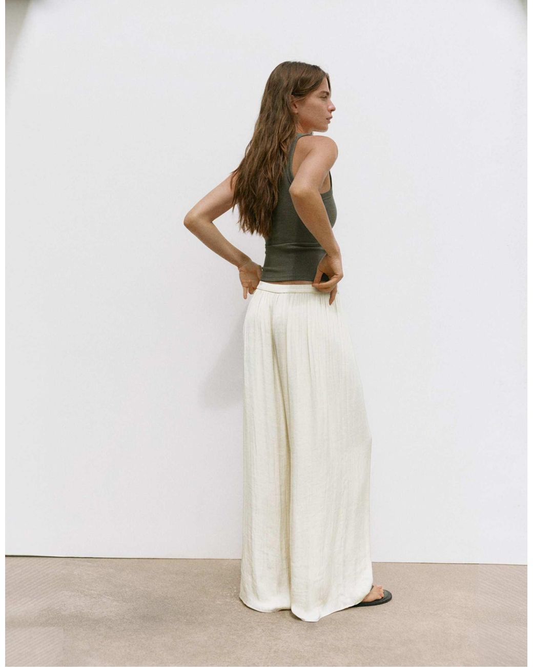 Pantalon ample en satin - beige Pull&Bear en coloris White