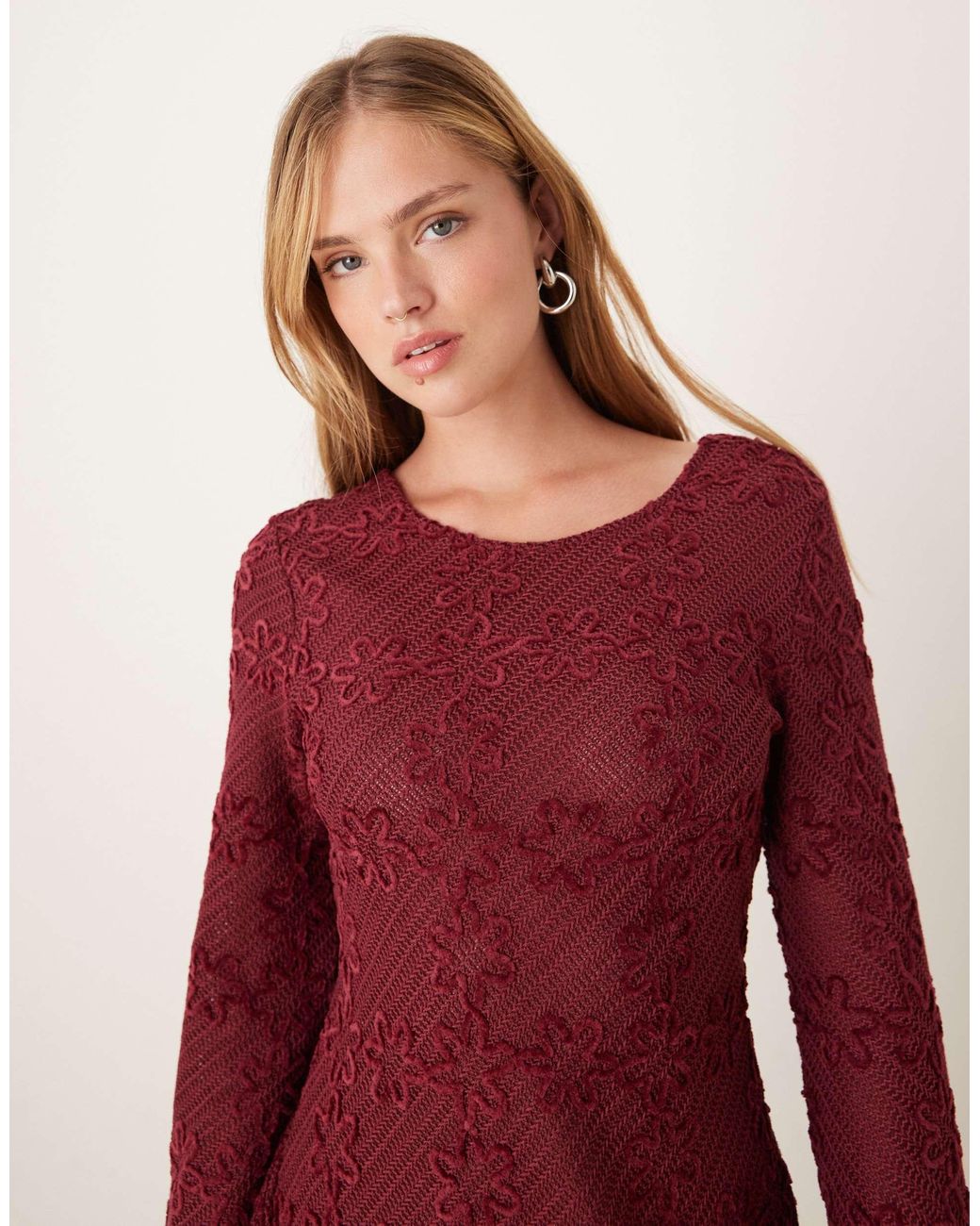 Ghospell Red – langärmliges midaxi-kleid aus häkelstoff