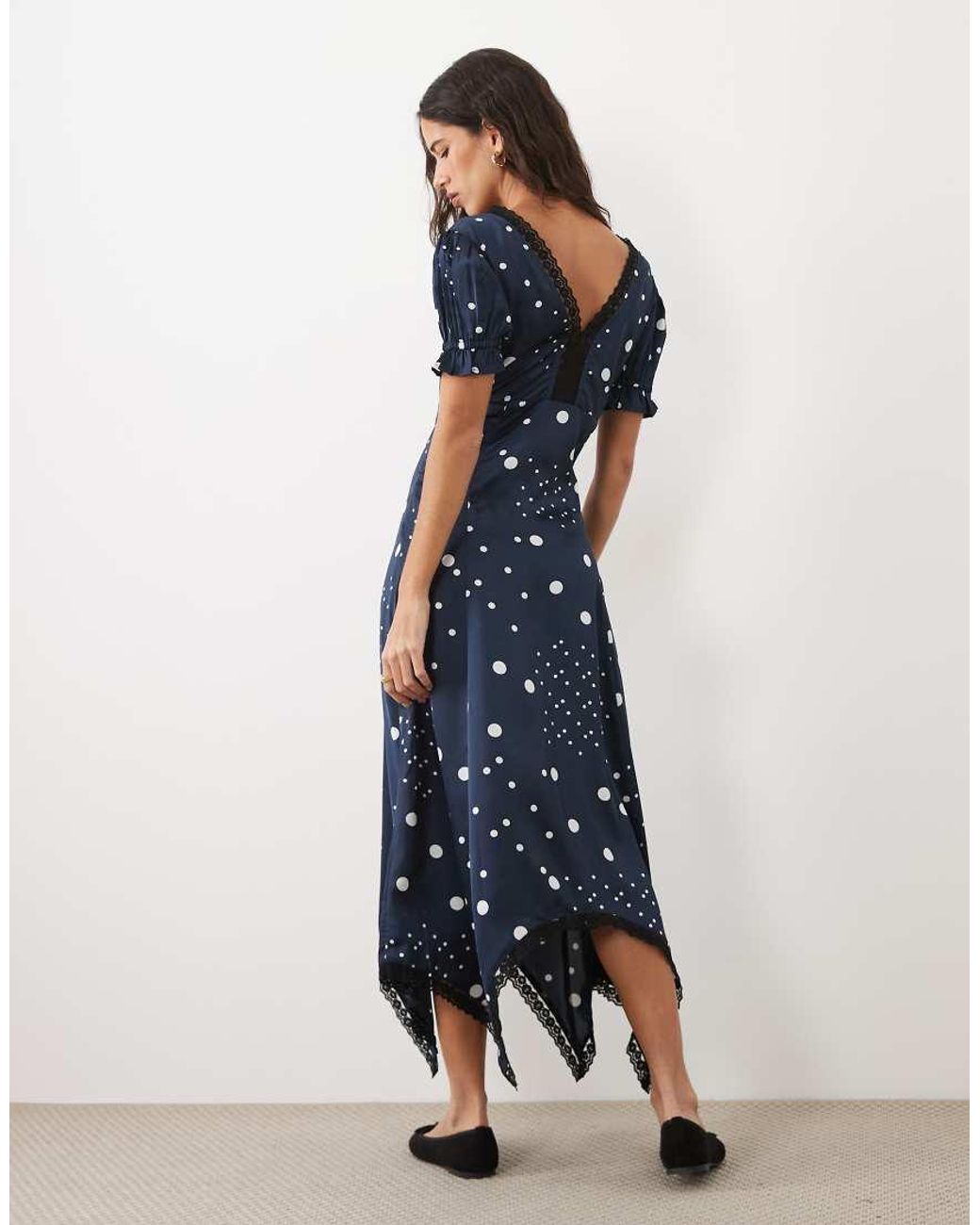 Wednesday's Girl Blue Cap Sleeve Satin Midaxi Dress With Lace Trim