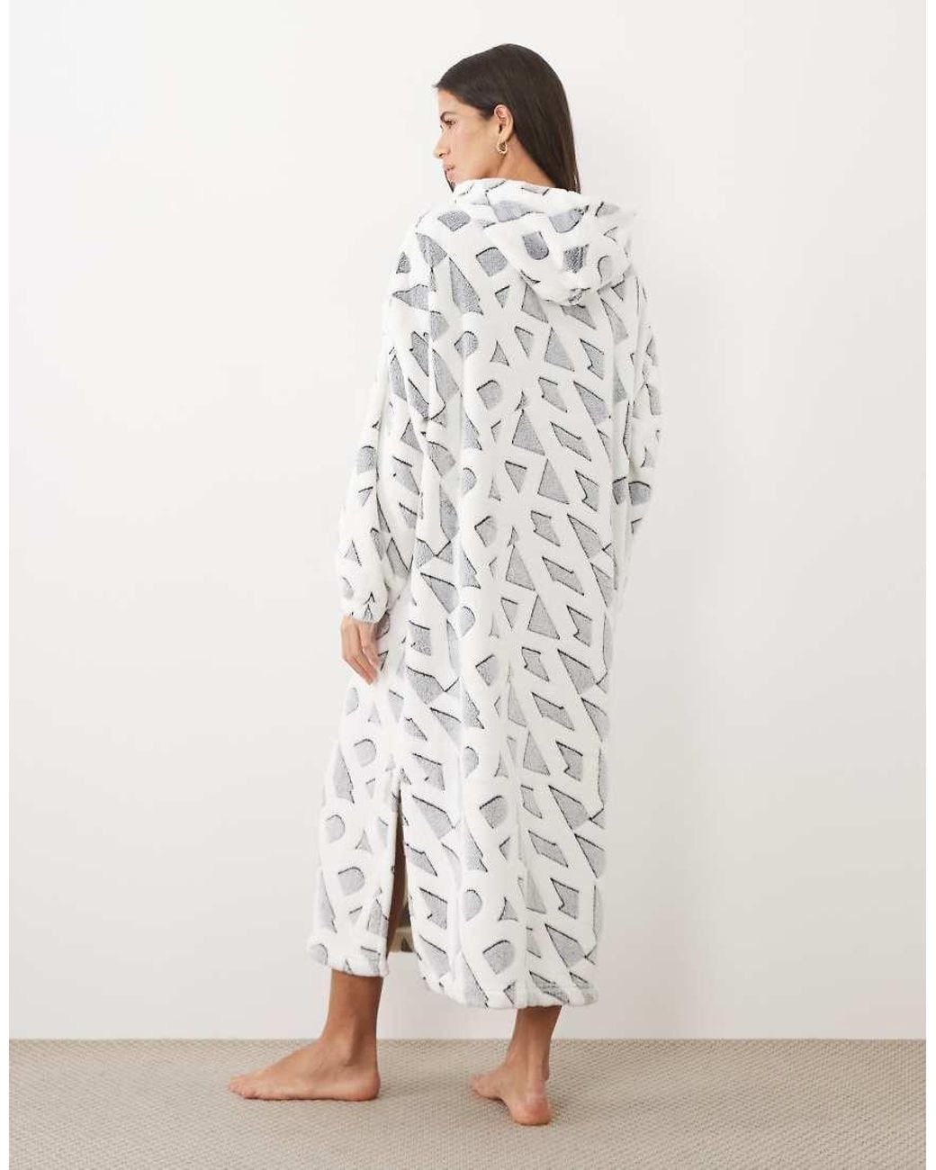DKNY White Fleece Hooded Lounger Robe