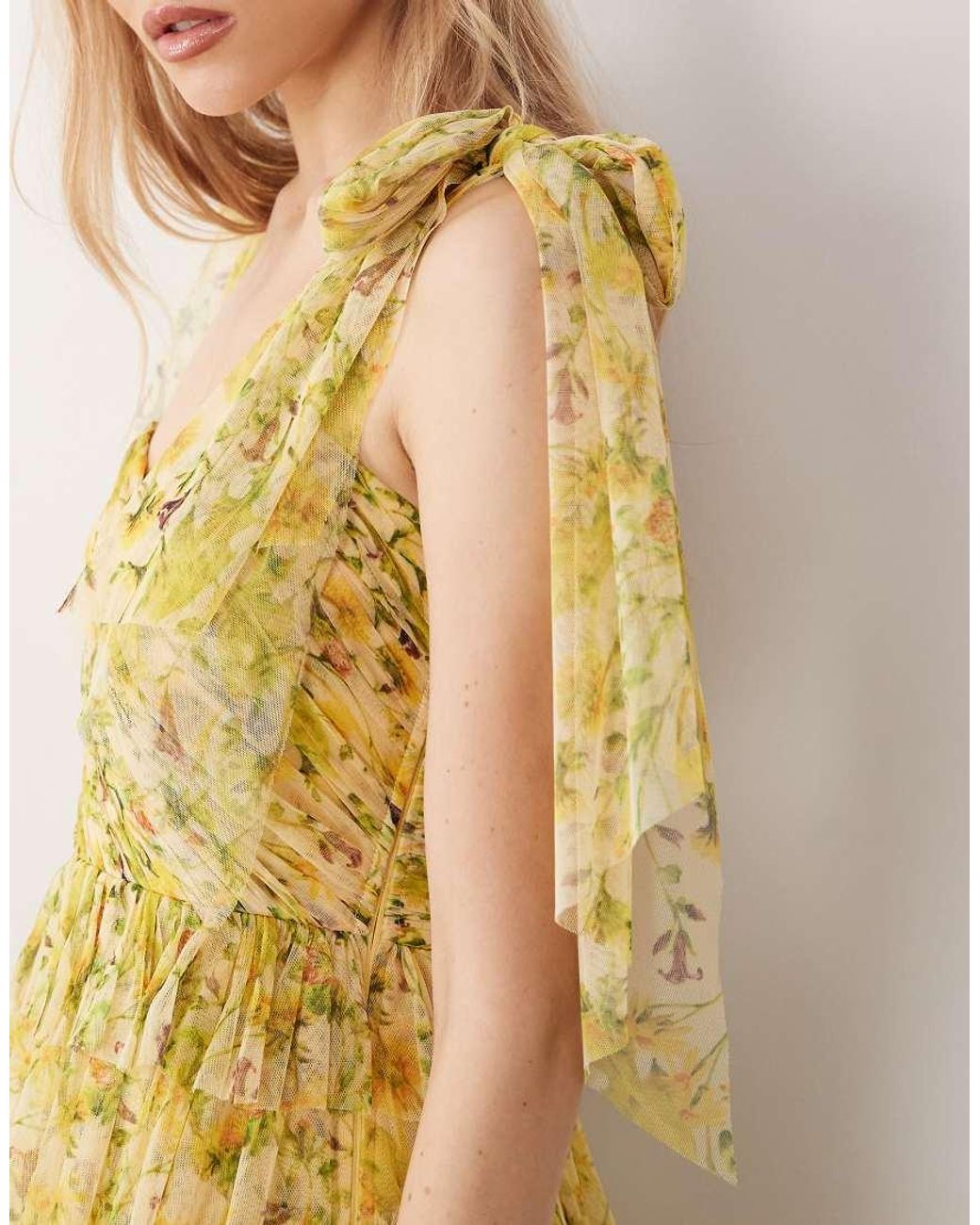 LACE & BEADS Yellow Ophelia Bow Shoulder Tulle Maxi Dress