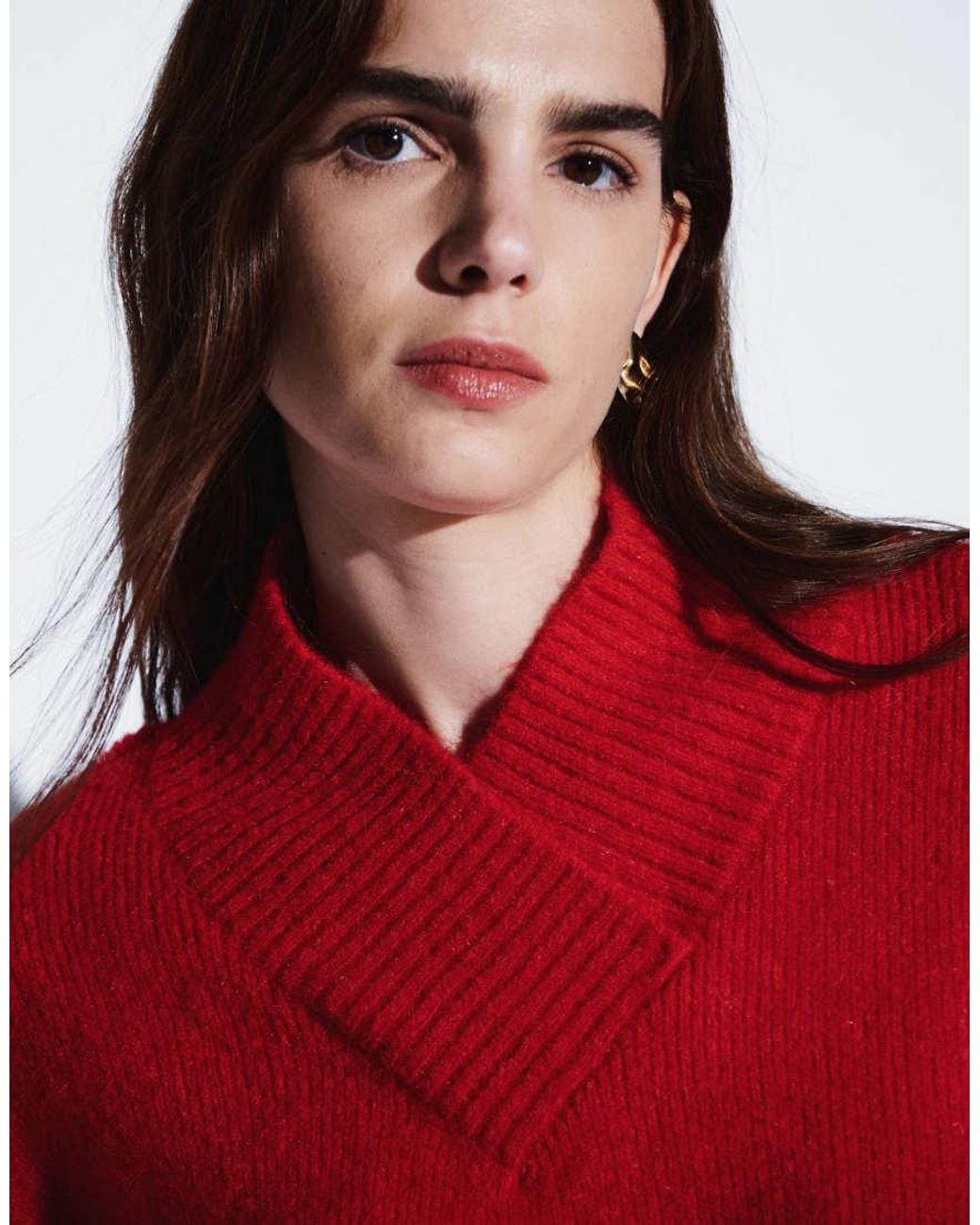 Vero Moda Red V-neck Short Knitted Sweater