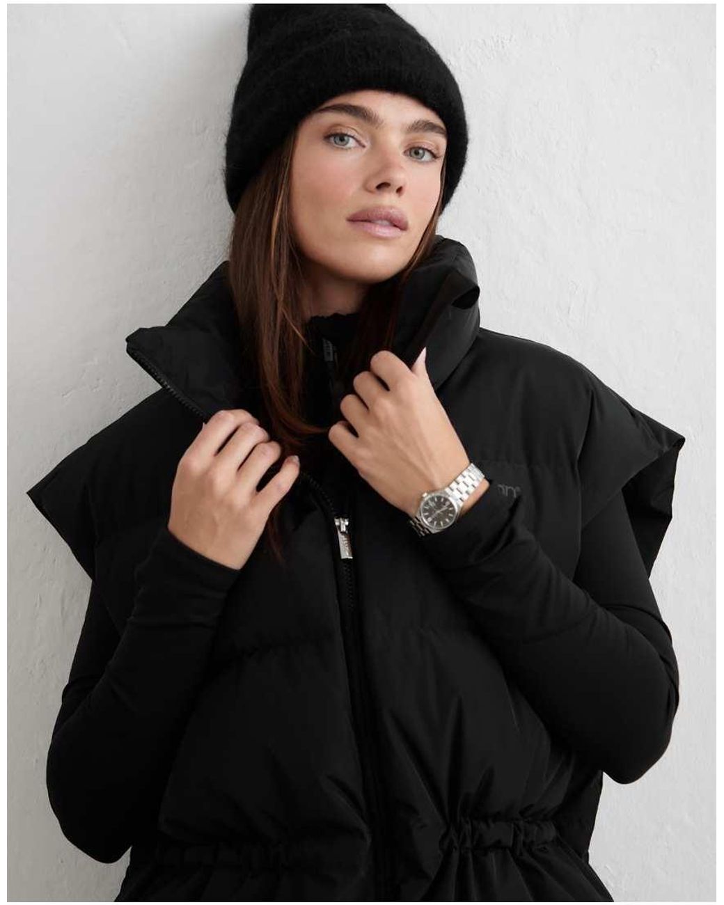 Aim'n Black Moment Puffer Vest