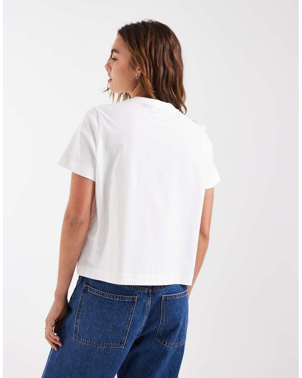 Vero Moda White All Over Peach Graphic Embroidered Boxy T-shirt