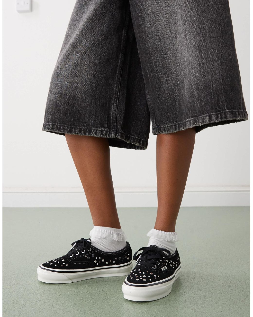 Vans Black – premium authentic 44 – sneaker