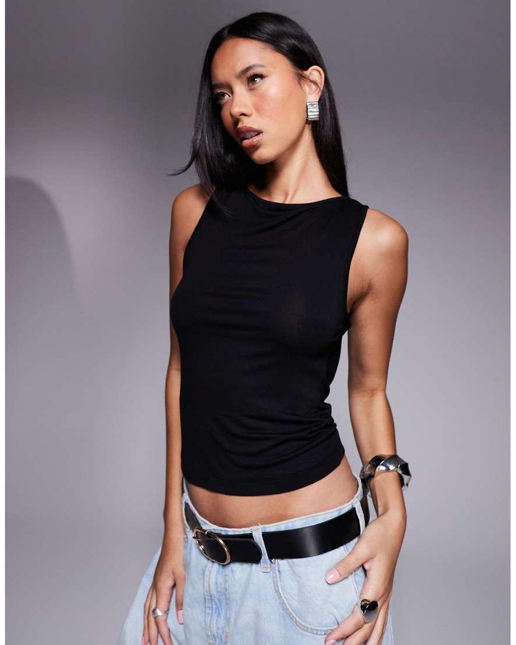 ASOS Asymmetrische Top Met Rechte Hals En Gedrapeerde Achterkant Met Strikbandjes in het Gray