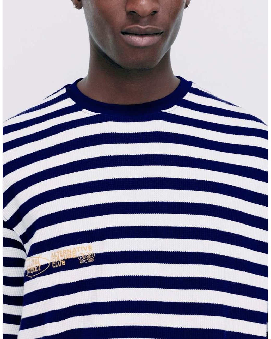 Pull&Bear Blue Regular Striped T-shirt for men