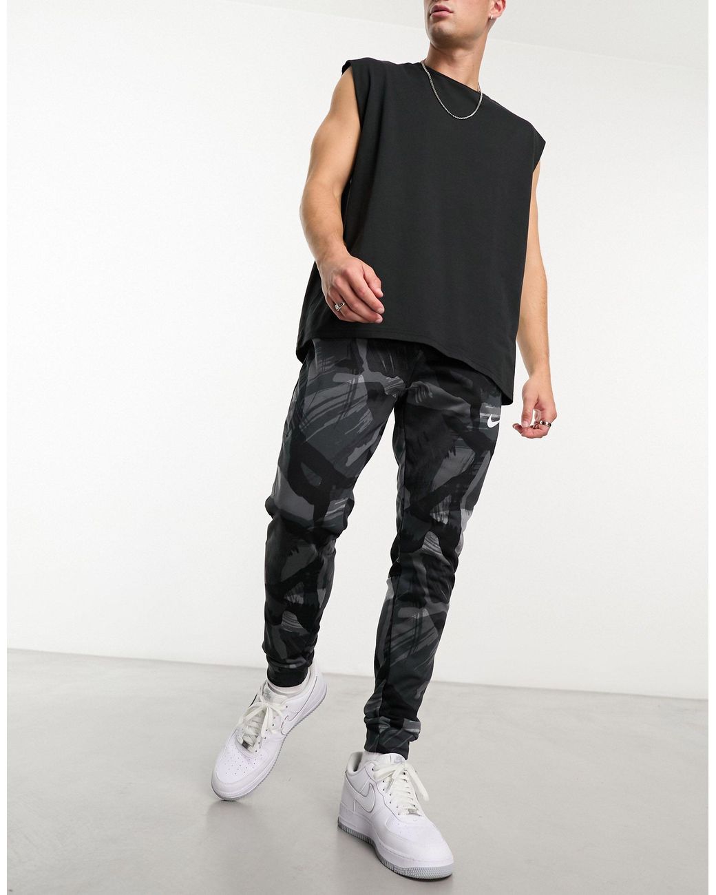 Nike Dri fit Camo joggers in Black for Men Lyst UK