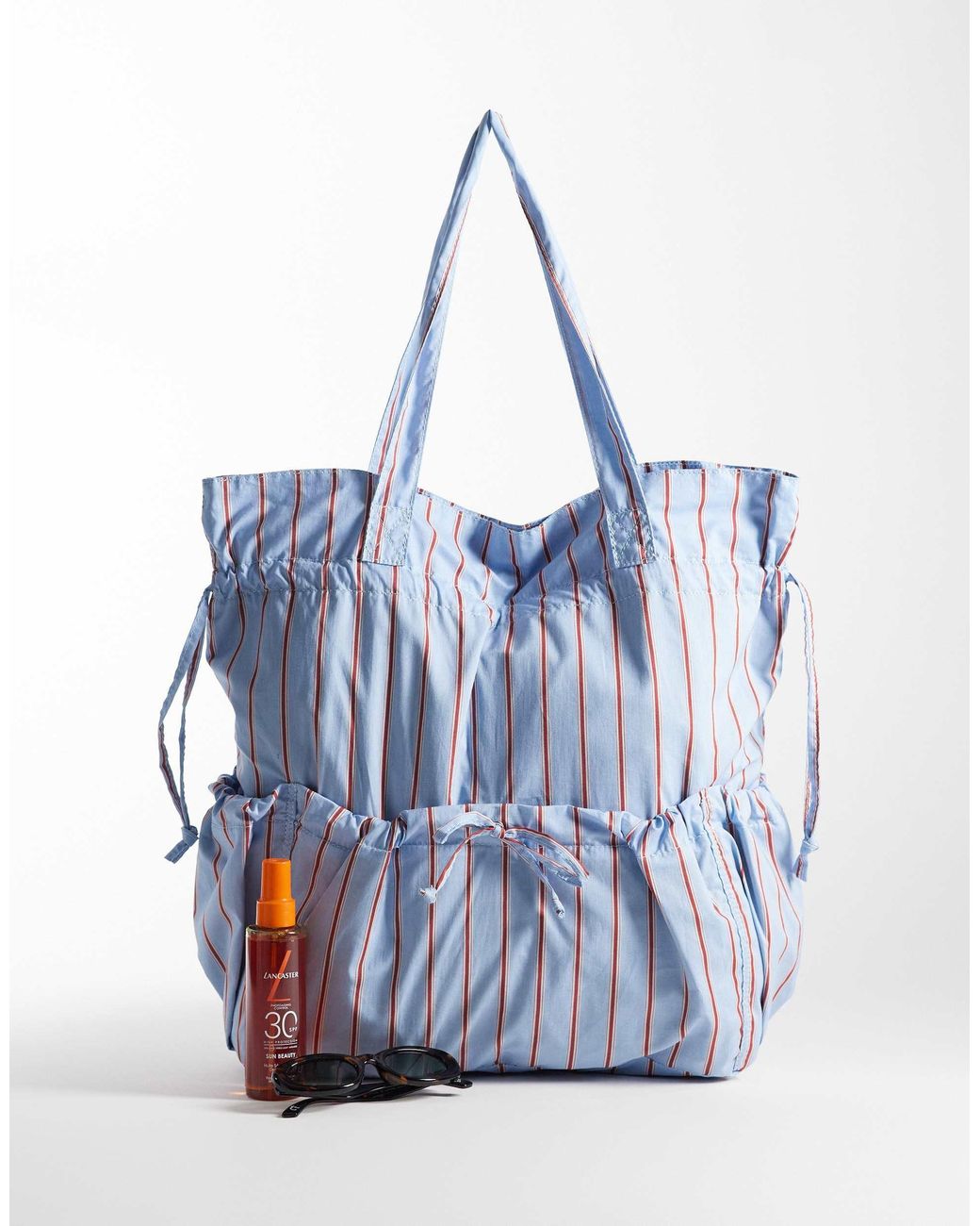 Cabas froncé à rayures avec poche - et rouge ASOS en coloris Blue