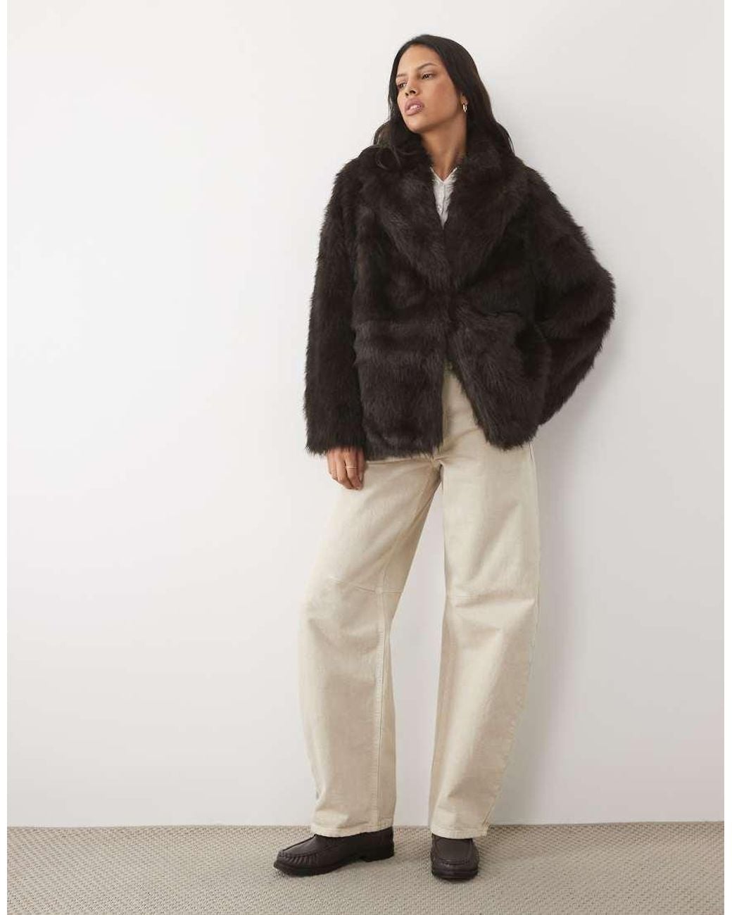 New Look Black Cropped Faux Fur Jacket