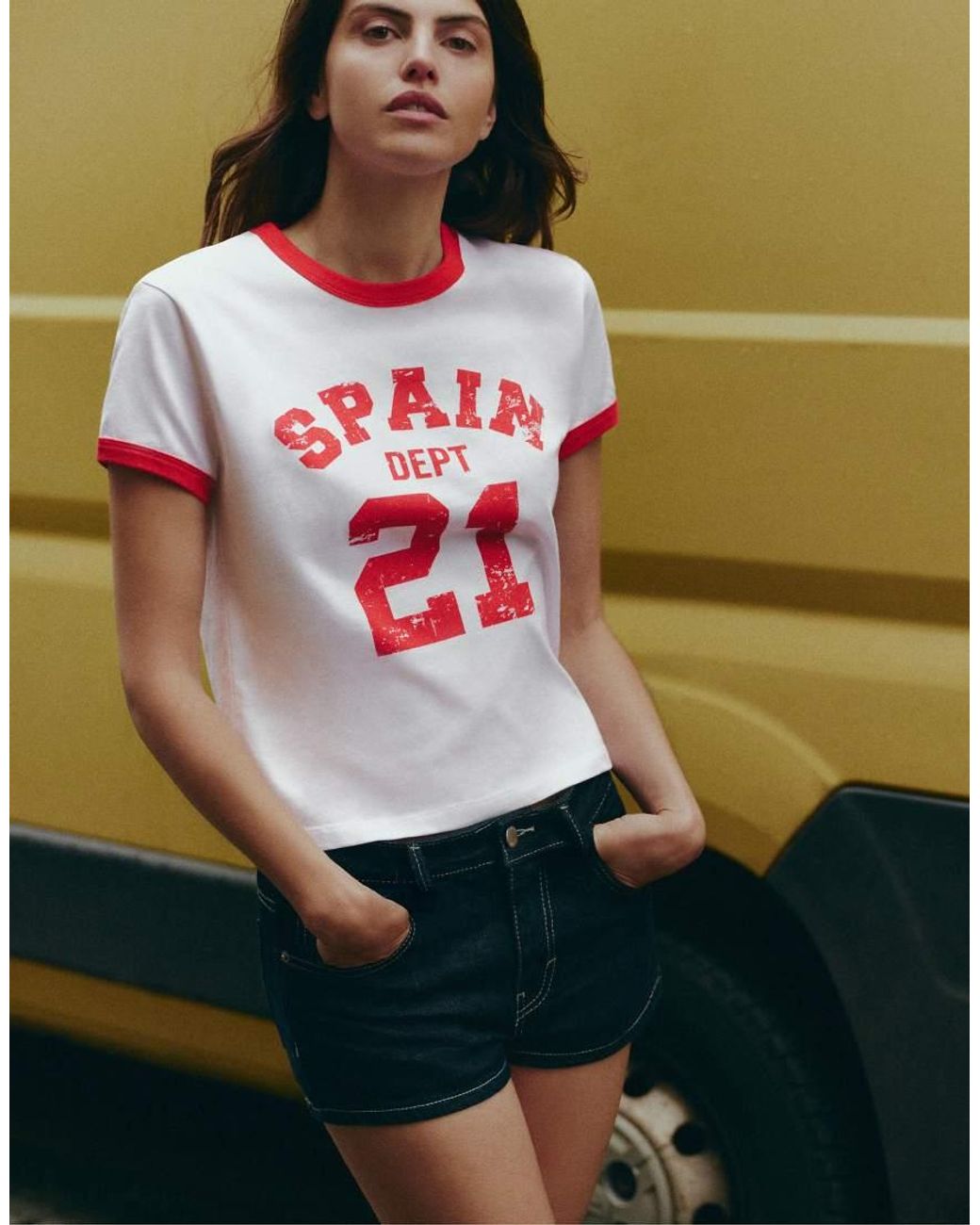Pull&Bear Green Spain 21 Graphic T-Shirt